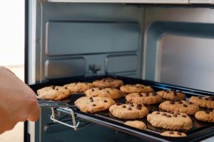 Bake a Cake in a Convection Oven in 4 Simple Steps