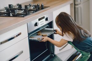 Bake a Cake in a Convection Oven in 4 Simple Steps